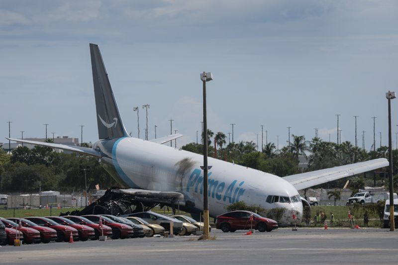 Pilots of crashed Amazon cargo plane were unaware of wind conditions