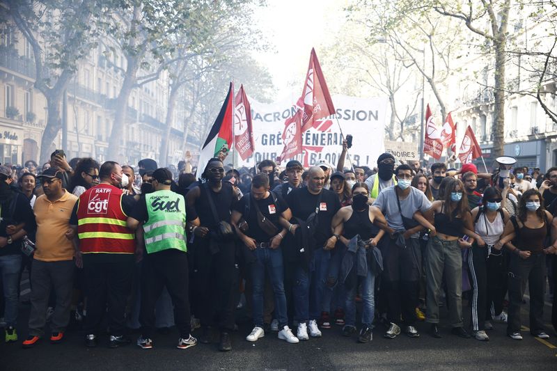 France imposes curfews in parts of Paris, other cities after weekend of riots