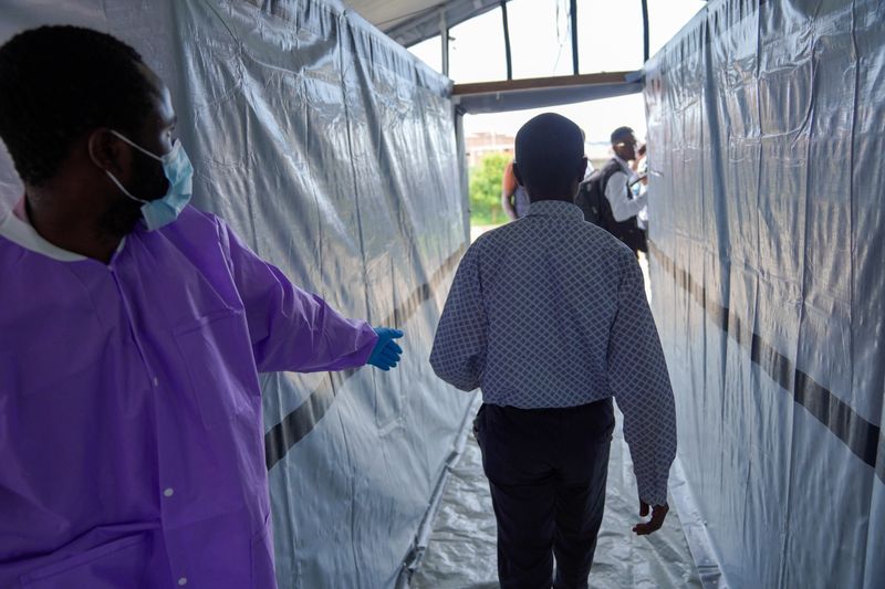 Uganda imposes 21-day quarantine on citizens returning from Congo